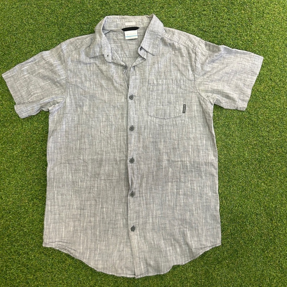 Columbia Mens Regular Fit Grey Short Sleeve Button Down Shirt Small R8L3BC7